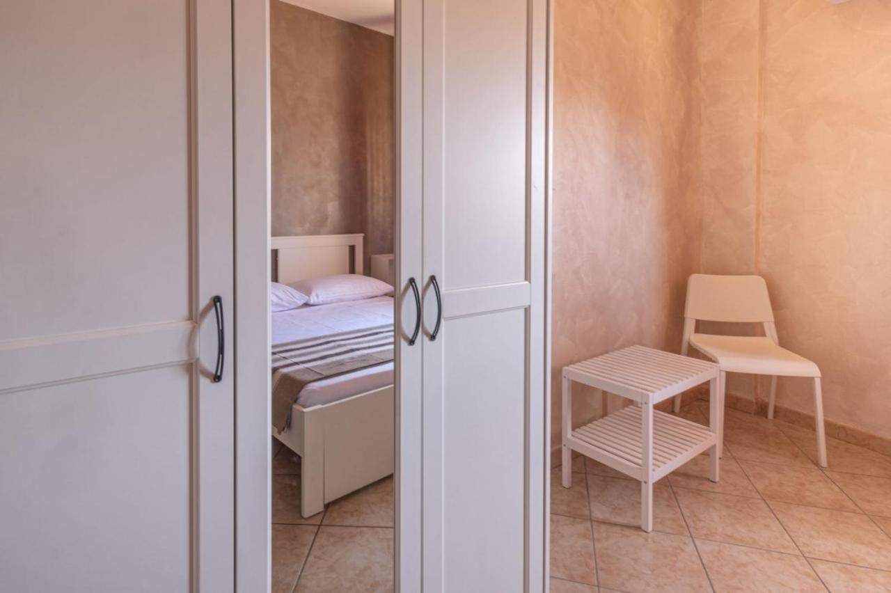 Alloggio Alfa - Central Apartment Civitavecchia Eksteriør billede